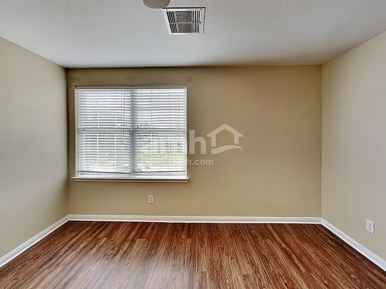 9415 White Diamond Ln — Photo 9