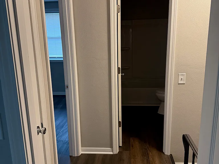27 Sutton Ct — Photo 3