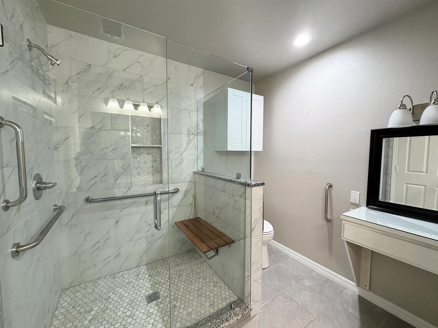 3 bed, 1388 sqft, $1,800 — Photo 3