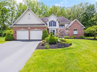 1127 Canopy Trl, Webster, NY 14580