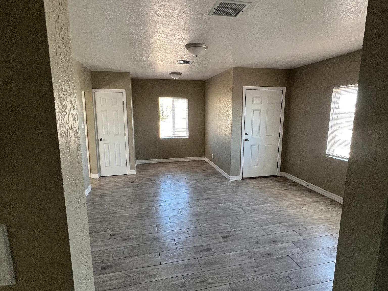 2 bed, 980 sqft, $1,450 — Photo 4