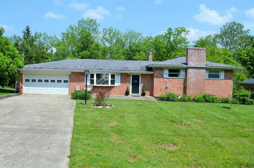 5630 Pleasant View Dr photo 1