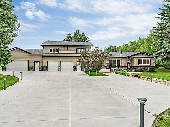 3rd image of 51528 Range Rd #262-37