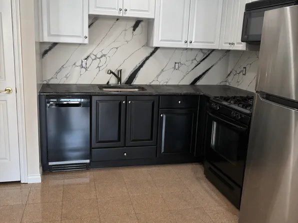 23-31 31st Dr, Astoria, NY