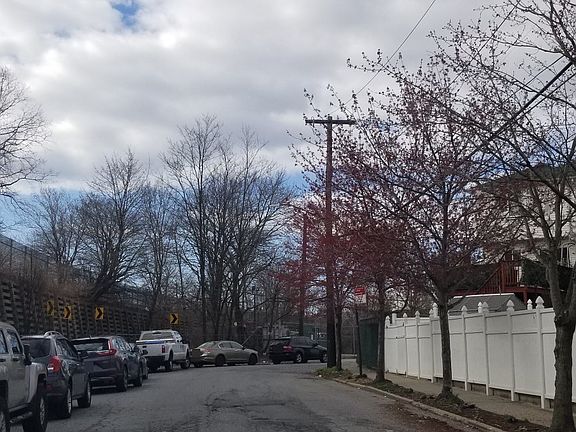 4th image of 244 Bement Ave