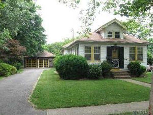 1st image of 30 Walnut Ave E