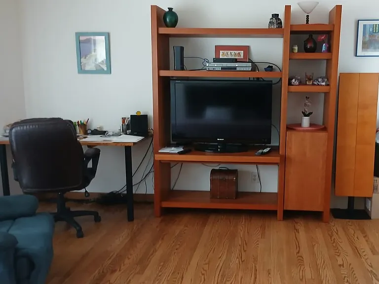 6000 Bixby Village Dr #13 — Photo 17