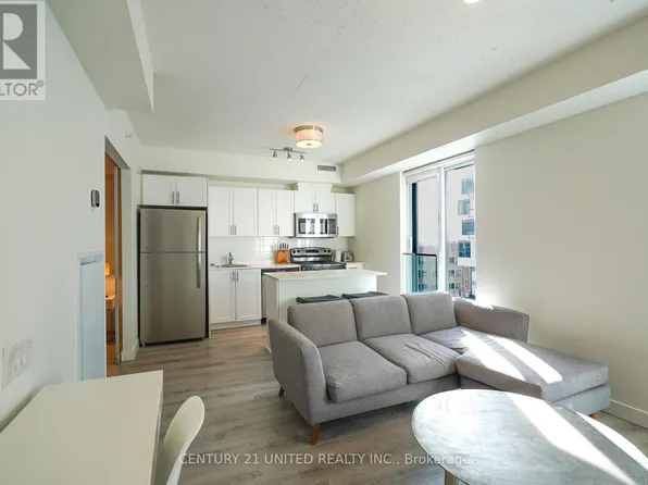 100 Bond St E #801, Oshawa, ON L1G 0B7