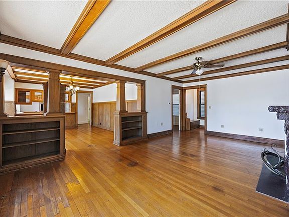 5th image of 1624 Broadway Ave