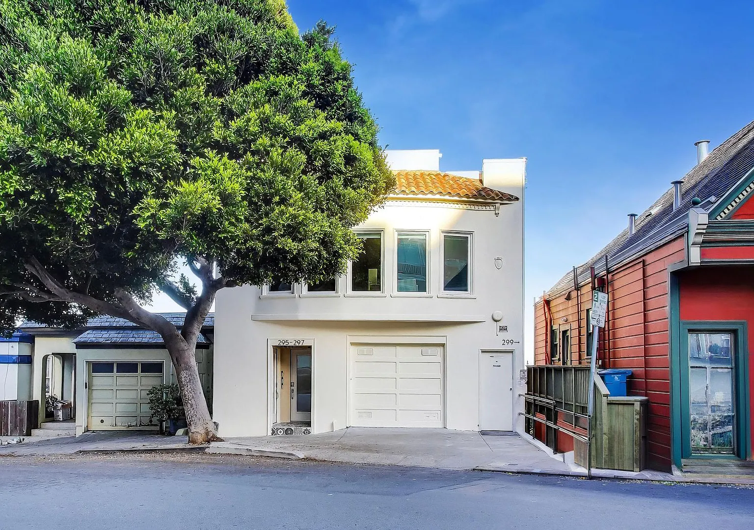 297 Corbett Ave — Photo 1