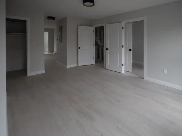 253 Monroe Street image 3 of 18