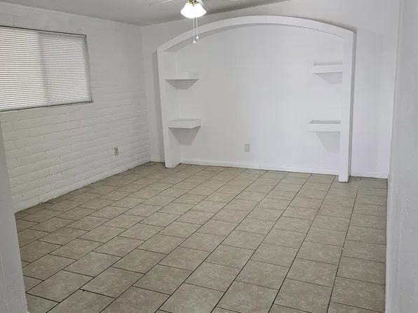 5040 S 17th Ave APT 2, Tucson, AZ 85706