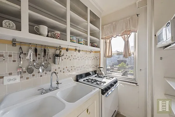 Sold by Halstead Real Estate | media 15