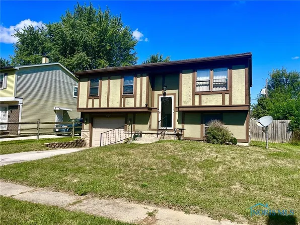 4432 Copper Creek Ln, Toledo, OH 43615