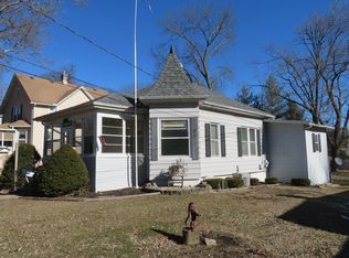 523 Vine St, Morris, IL 60450