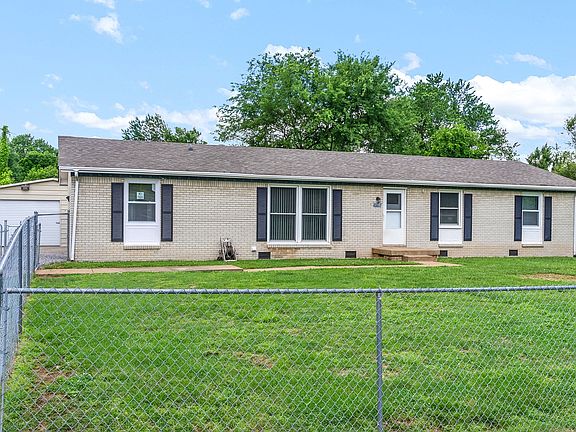 2nd image of 2202 Pendleton Dr