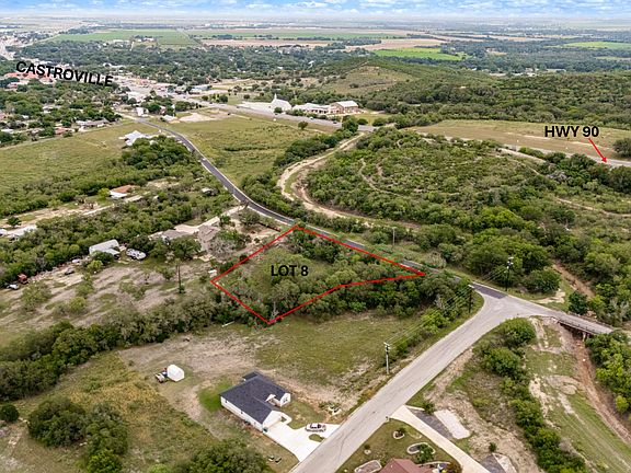 2nd image of LOT 8 River Bluff LOT 8