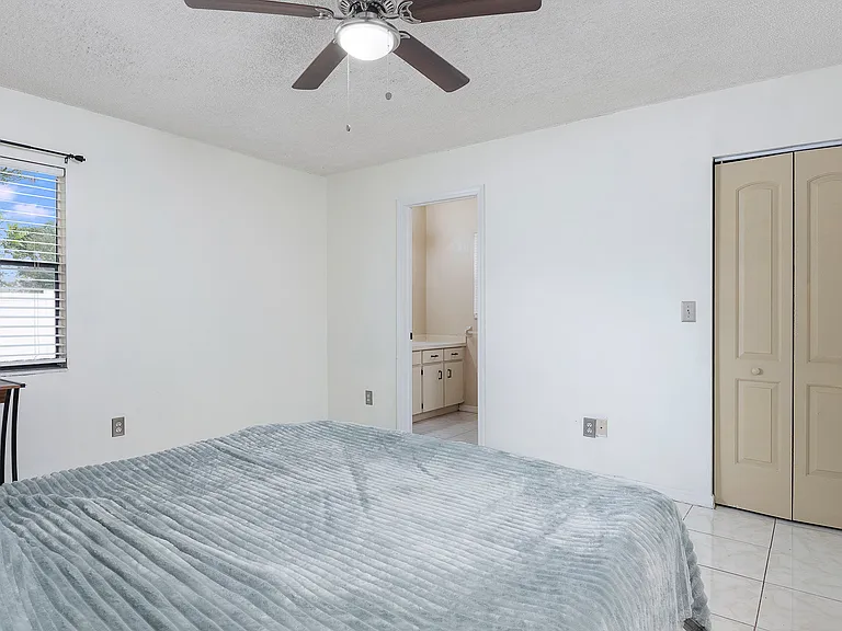 3331 Whispering Dr N — Photo 16