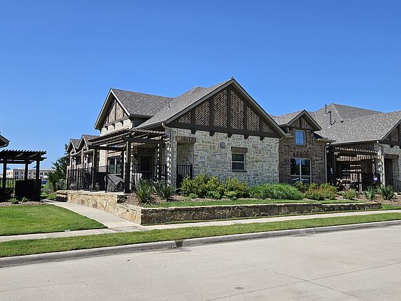 2nd image of 4211 Pavonia Ln