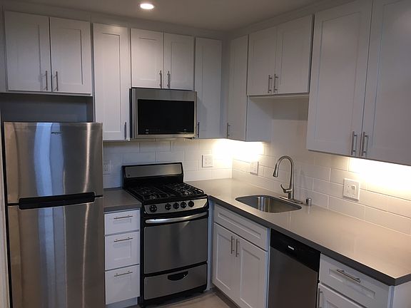2nd image of 3053 Turk Blvd #10