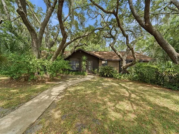 2890 Green Mountain Rd, Deland, FL 32720