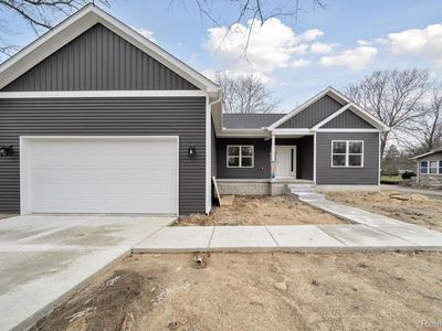 675 Crescent Lake Rd, Waterford, MI, 48327