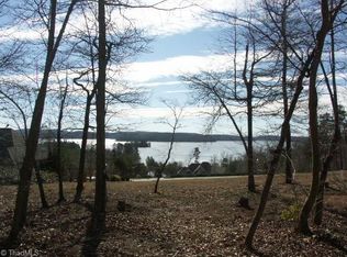 164 Stonebridge Dr, New London, NC 28127