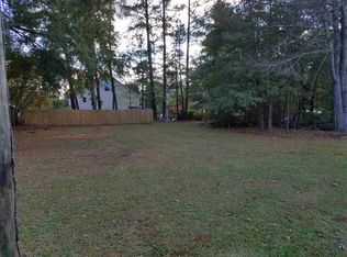 204 Holly Springs Rd, Holly Springs, NC 27540