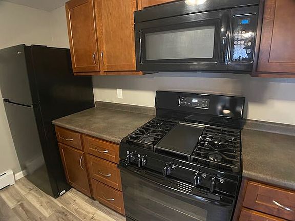 3rd image of 522 N Main St #10HC