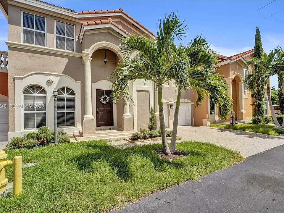 10809 NW 51st Trl