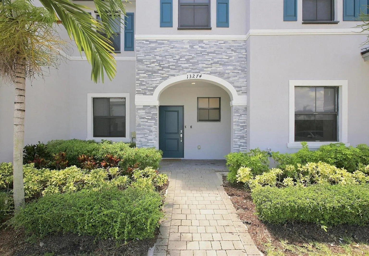 $2,300 13274 SW 287th Ter — Photo 1
