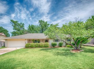 6129 E 49th St S, Tulsa, OK 74135