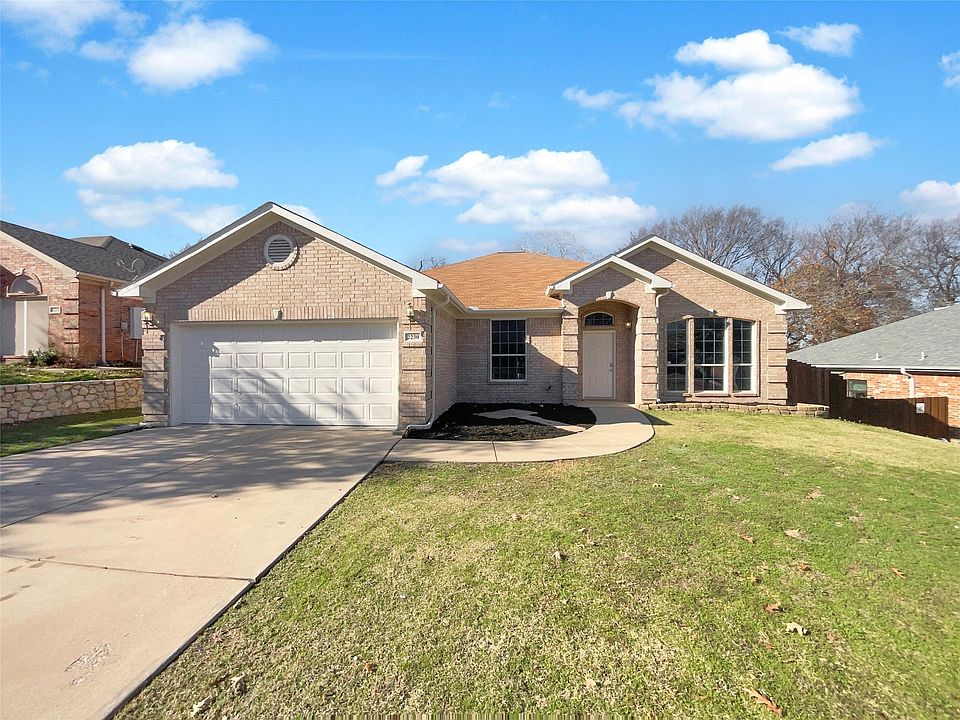 1st image of 2230 Summer Brook Dr