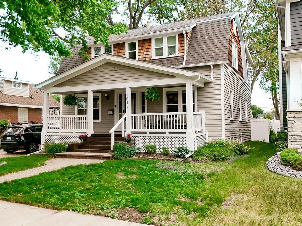 1st image of 1015 Wyandotte Ave