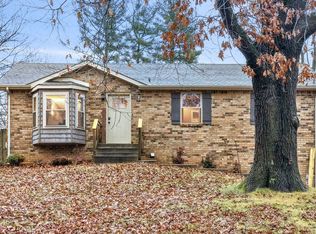 735 Ringgold Rd, Clarksville, TN 37042