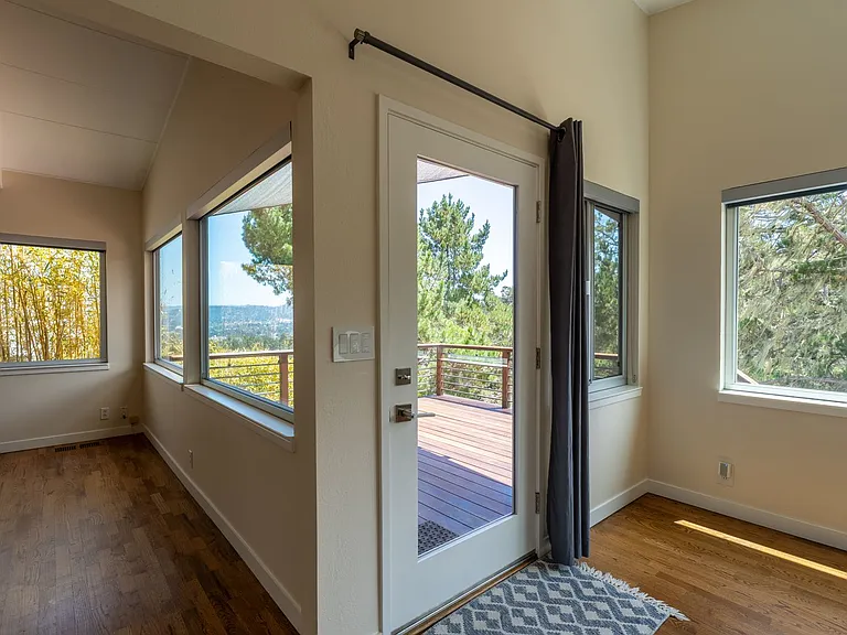 1145 Harrison St — Photo 14