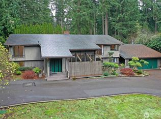 13392 Hidden Cove Lane NE, Bainbridge Island, WA 98370