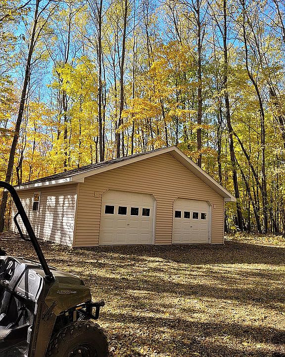1st image of 12819 Eleanor Ln