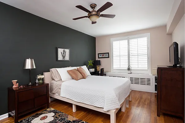 Sold by Stribling | media 19