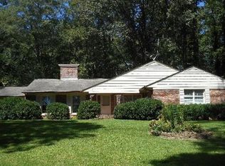 120 W Club Dr, Carrollton, GA 30117