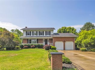 206 Brook Hollow Rd, Mount Pleasant, PA 15666