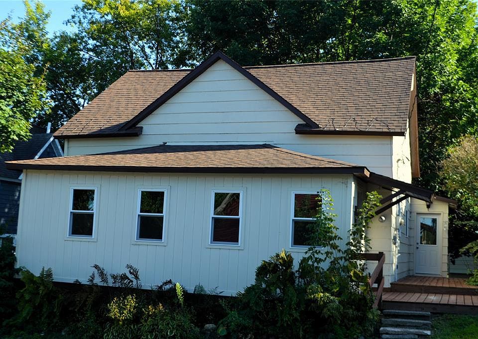 1st image of 1085 Water Street