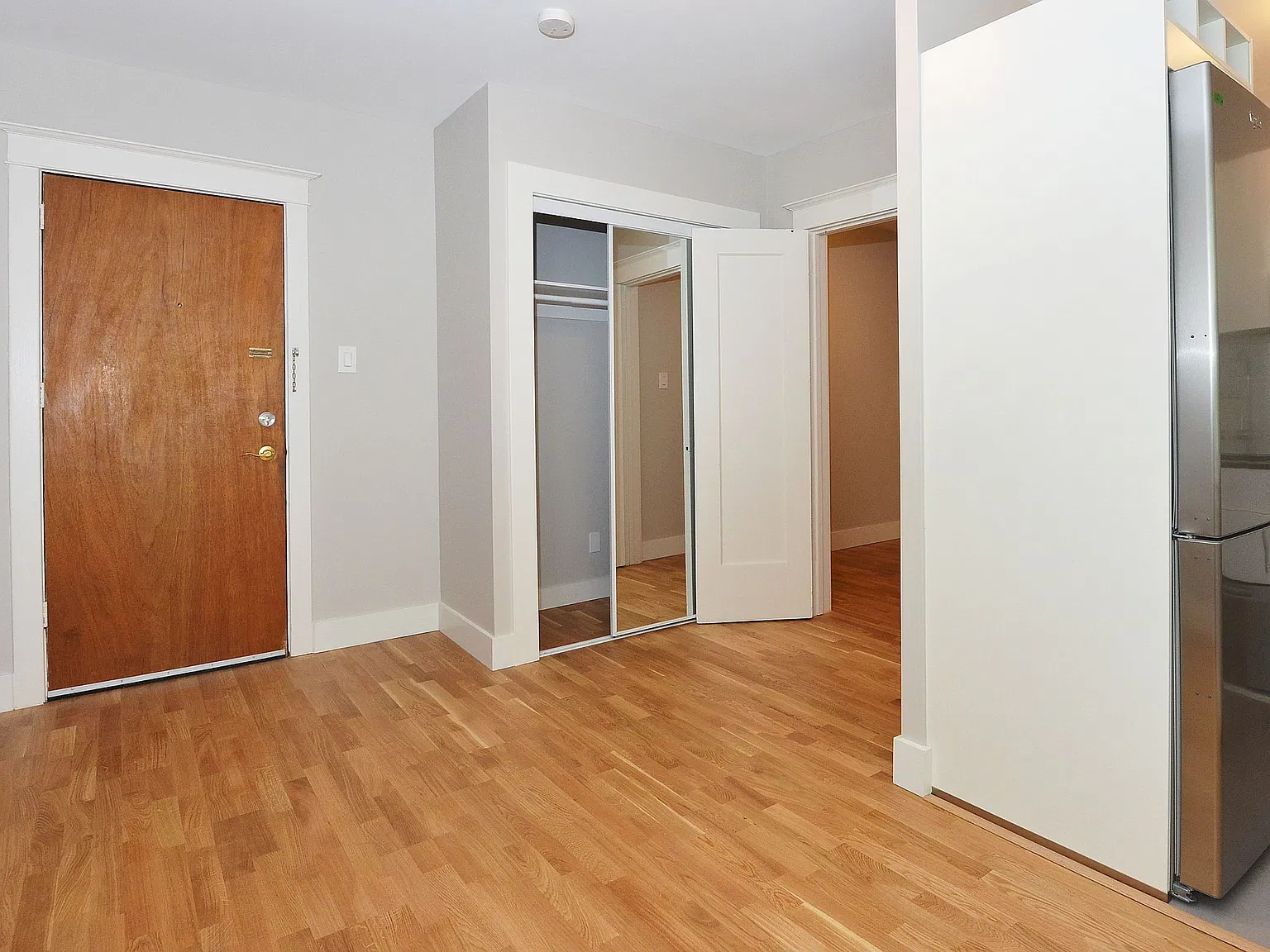 50 Gloucester Street — Photo 3