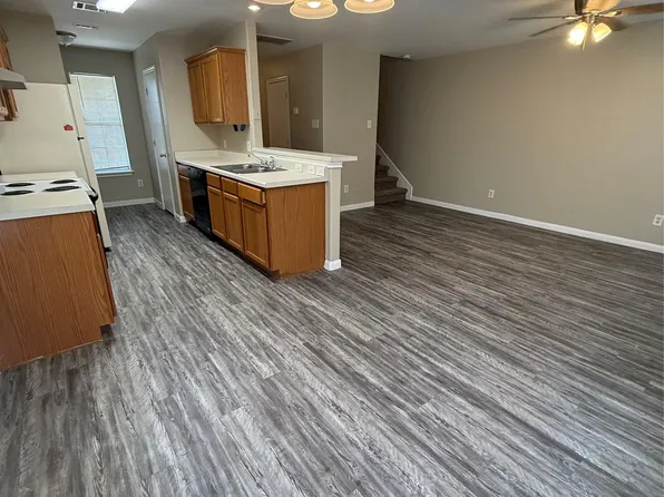 203 Marvin Cv, Hutto, TX 78634
