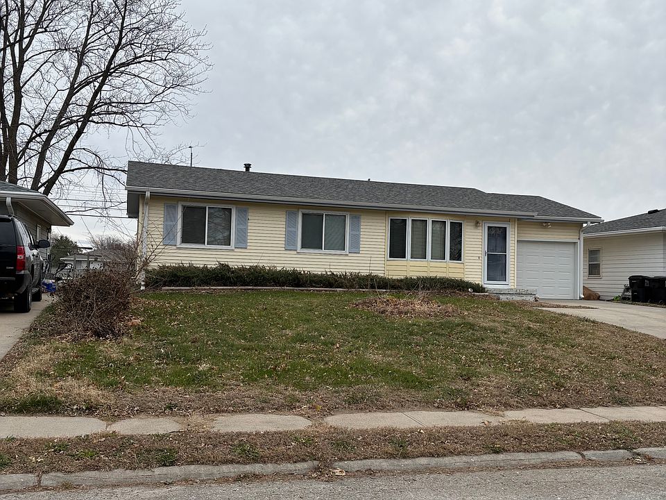 1st image of 417 Pontiac Dr
