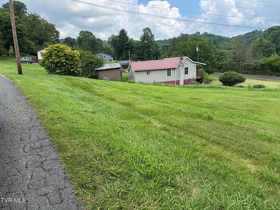 2nd image of Maddison Ln