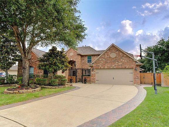 2nd image of 24211 Campione Ct