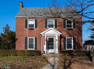 1104 Elmwood Rd, Bloomington, IL 61701