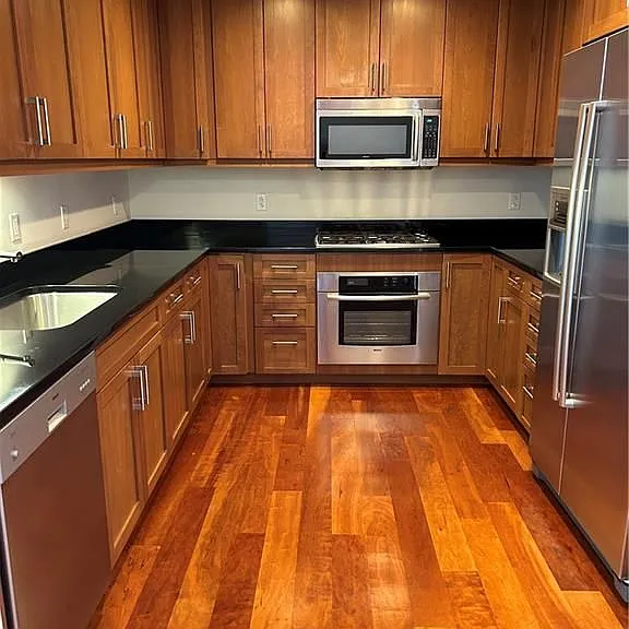 100 Exchange St #1402 — Photo 9