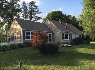 1510 Blue Barn Rd, Allentown, PA 18104